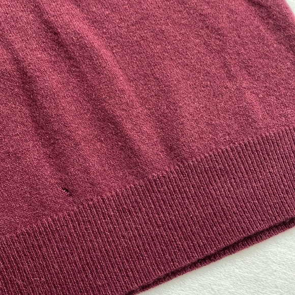 Club Room Fine Cashmere Knit V Neck Pullover Sweater Vest (Burgundy) - Picture 16 of 16